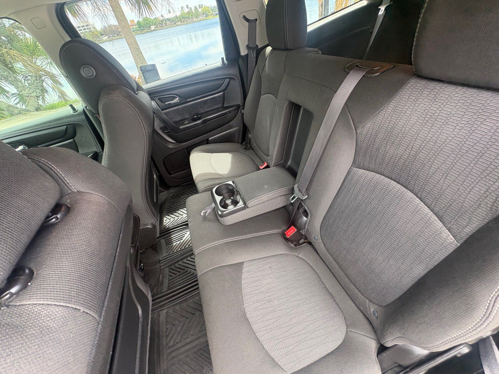 2017 Chevrolet Traverse Image 7