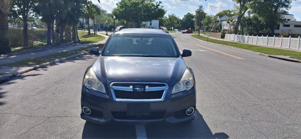 2012 Subaru Outback Image 12