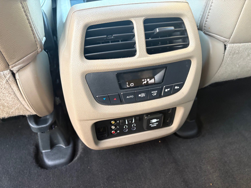 2016 Honda Pilot Image 18