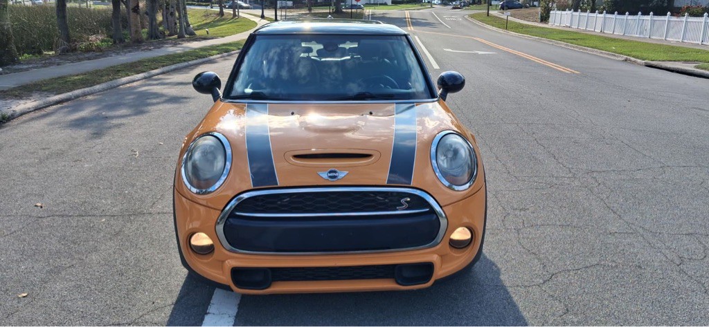 2014 MINI Cooper Image 3