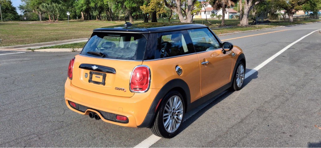 2014 MINI Cooper Image 6
