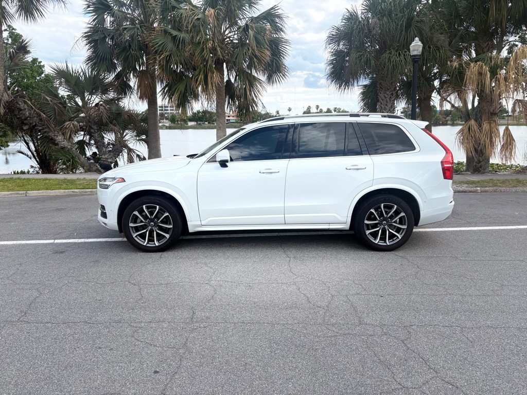 2019 Volvo XC90 Image 1
