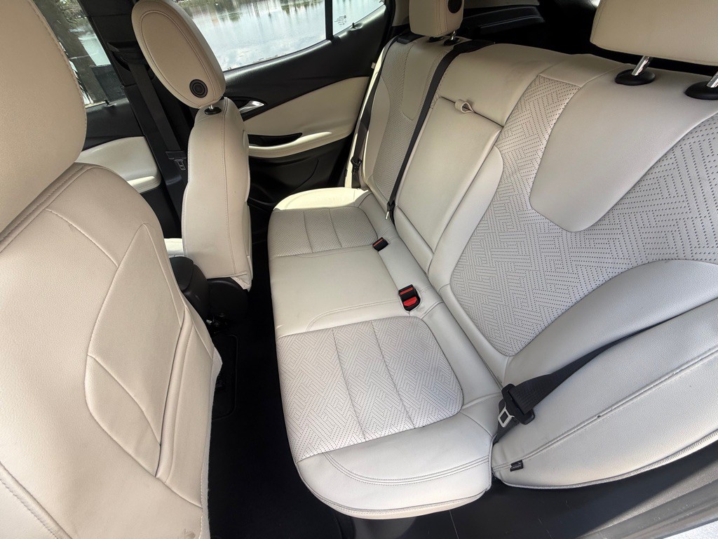 2022 Buick Enclave Image 11