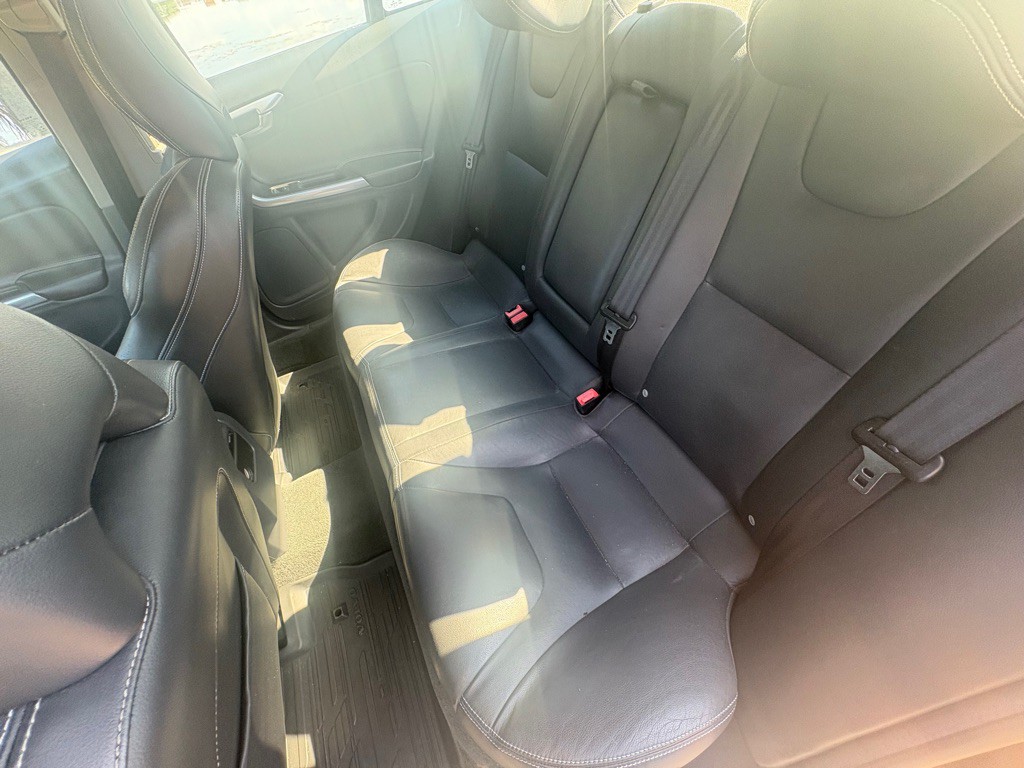 2018 Volvo S60 Image 9