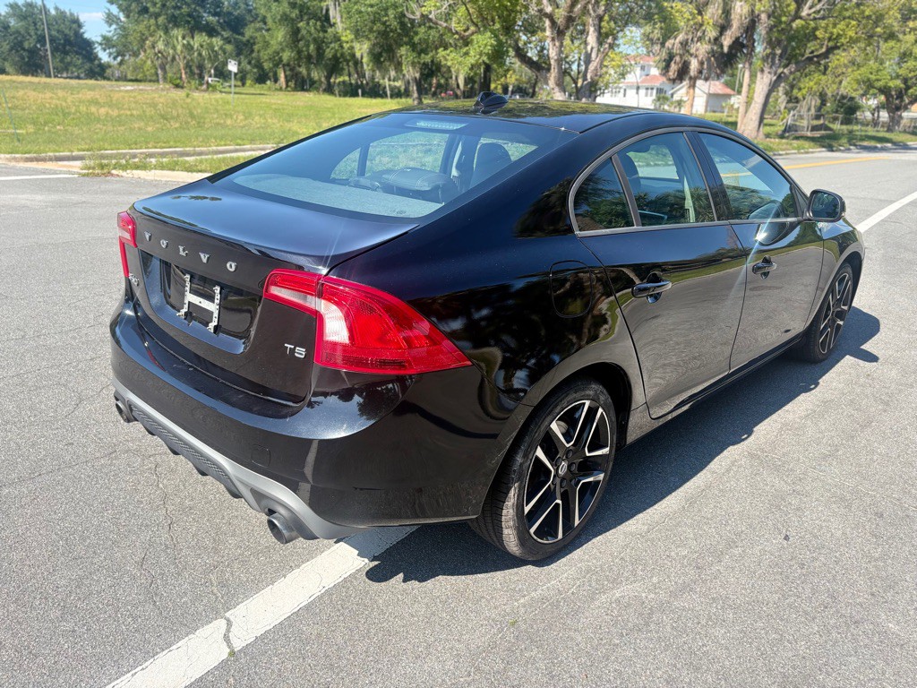 2018 Volvo S60 Image 12