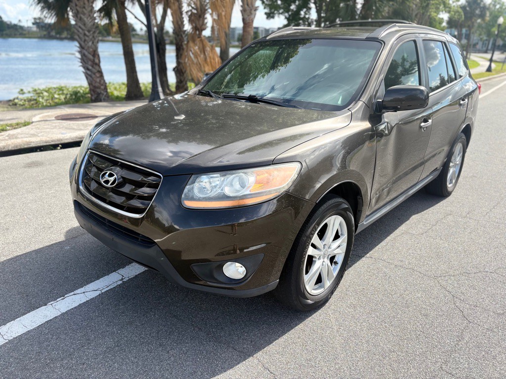 2011 Hyundai Santa Fe Image 3