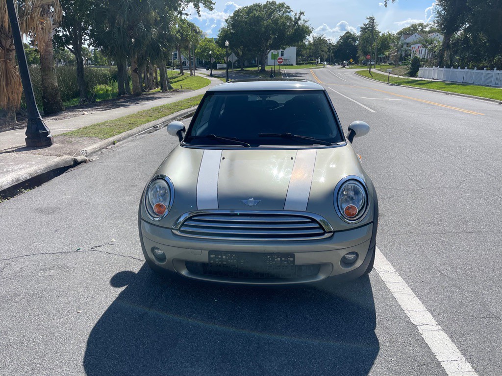 2008 MINI Cooper Image 3