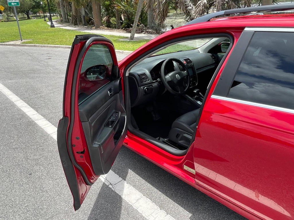 2009 Volkswagen Jetta Image 11