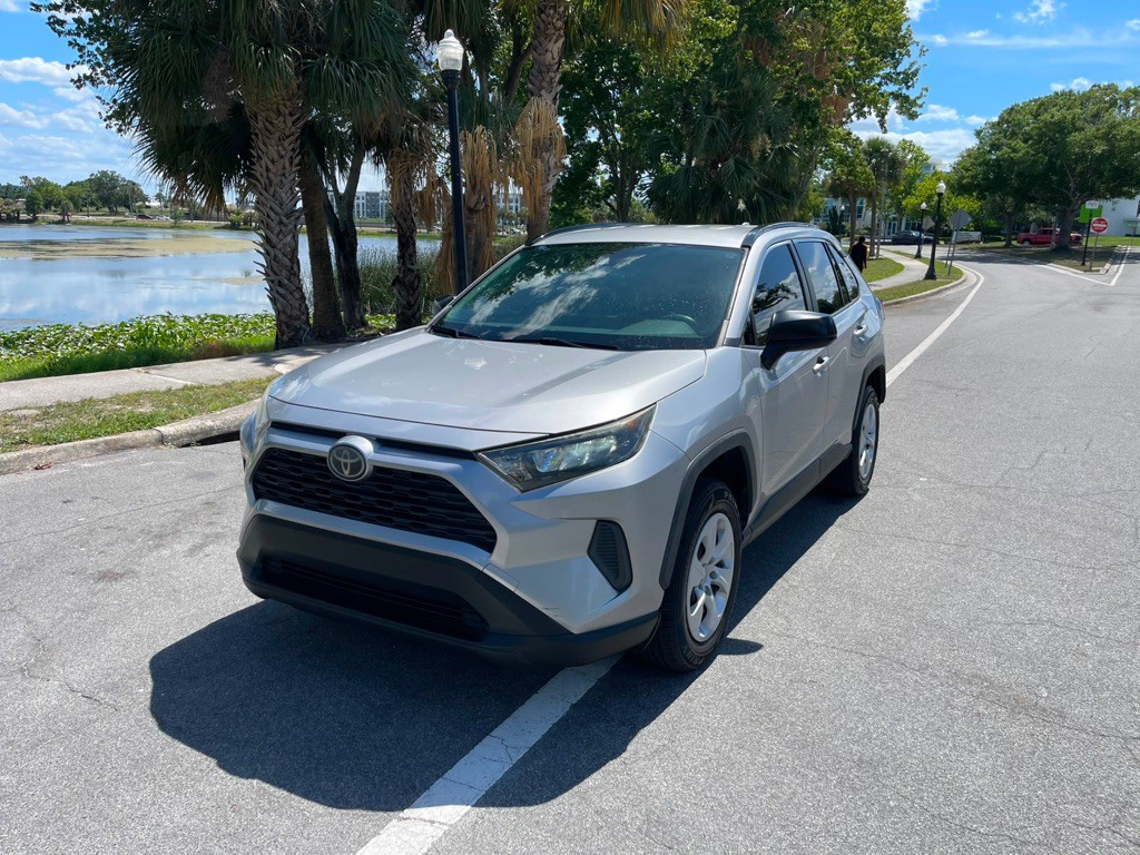 2019 Toyota Rav4 Image 1