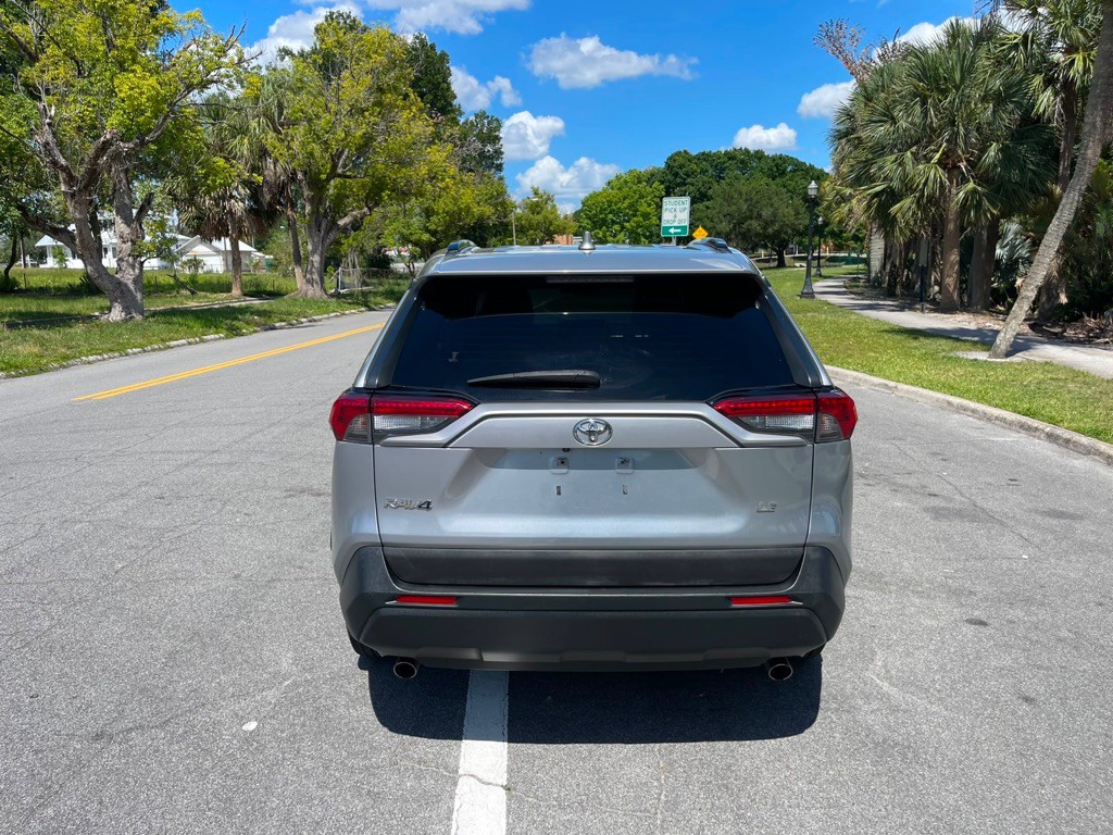 2019 Toyota Rav4 Image 7