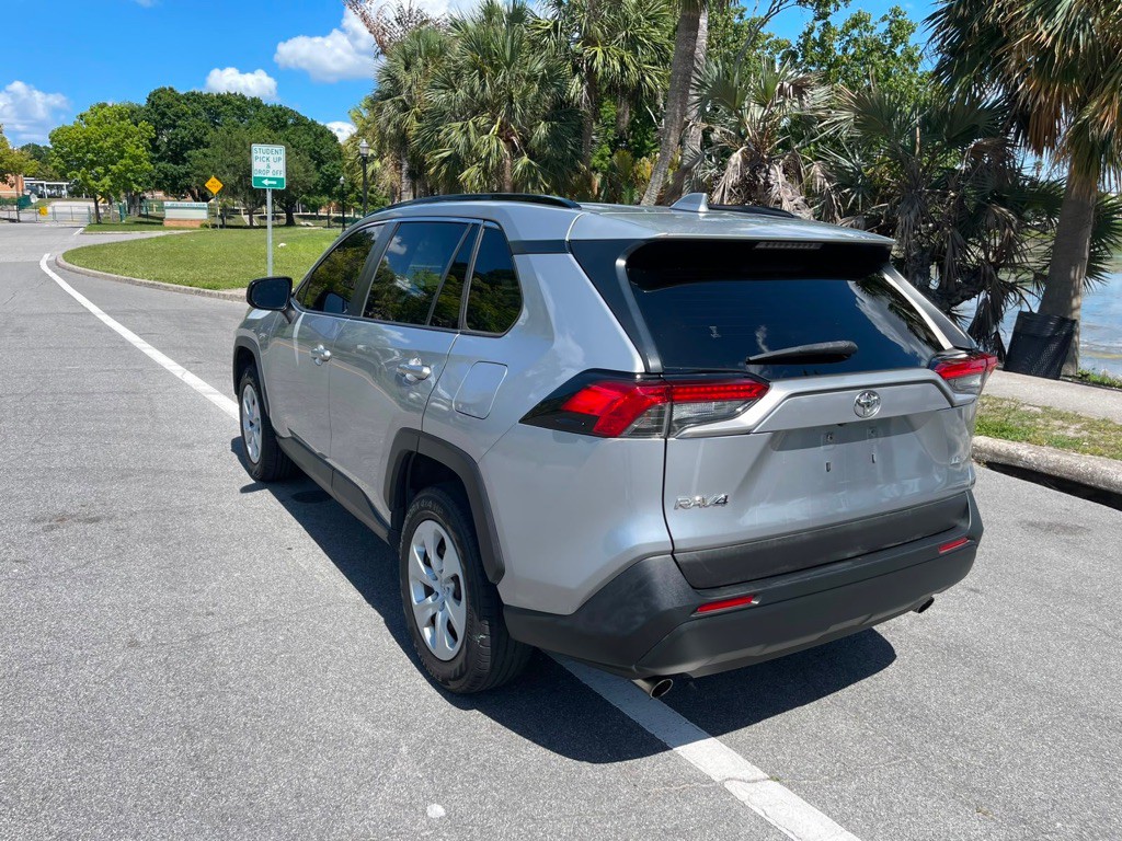 2019 Toyota Rav4 Image 9