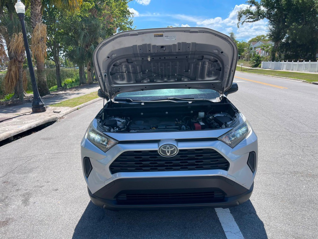 2019 Toyota Rav4 Image 12