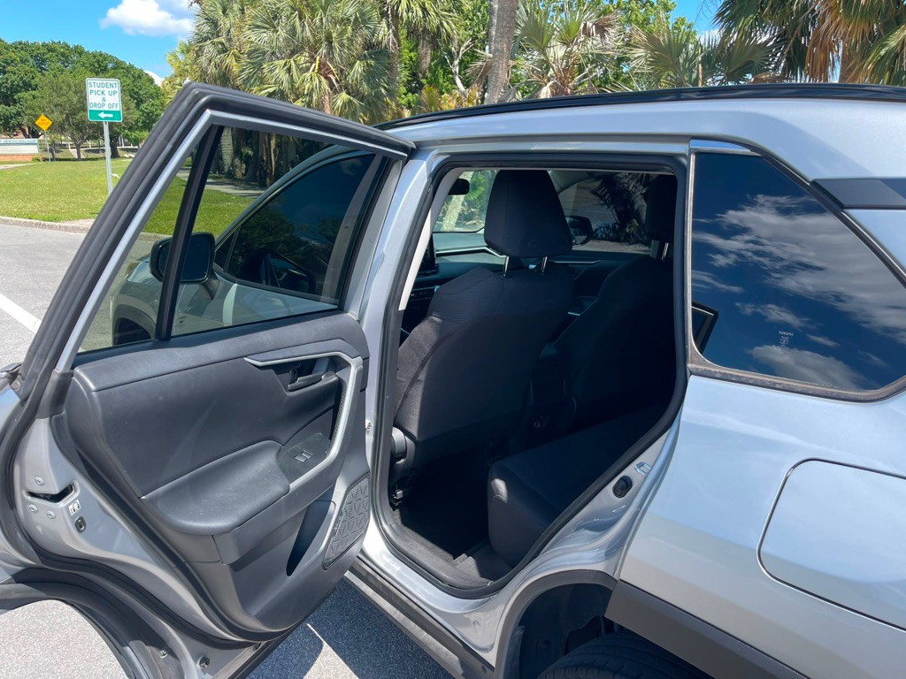 2019 Toyota Rav4 Image 23