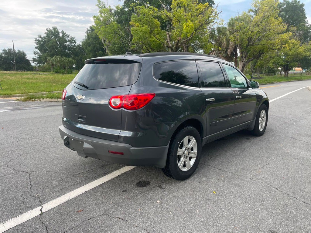 2011 Chevrolet Traverse Image 6