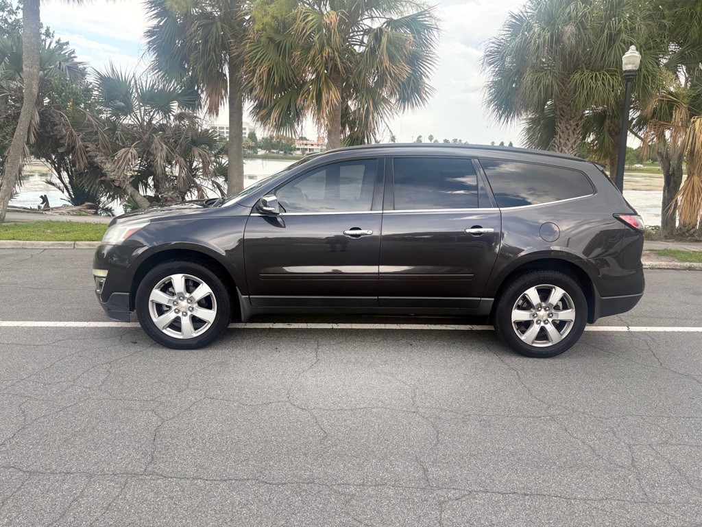 2016 Chevrolet Traverse Image 1