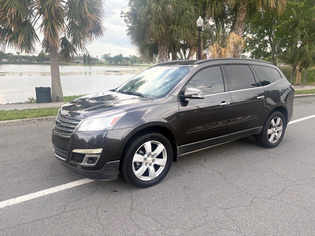 2016 Chevrolet Traverse Image 2
