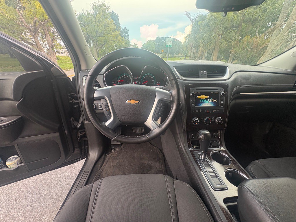 2016 Chevrolet Traverse Image 13