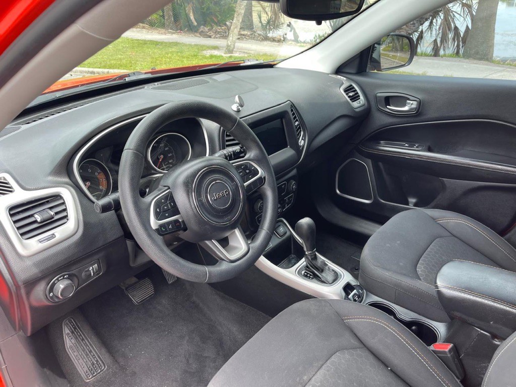 2019 Jeep Compass Image 13