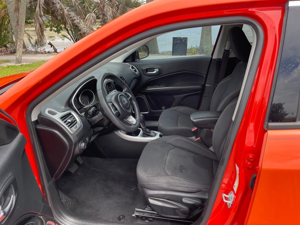 2019 Jeep Compass Image 14