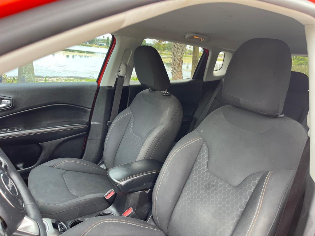 2019 Jeep Compass Image 15