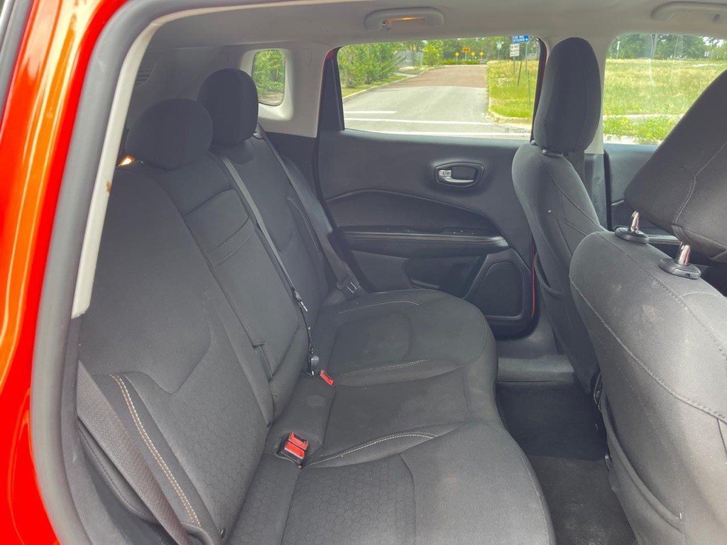 2019 Jeep Compass Image 19