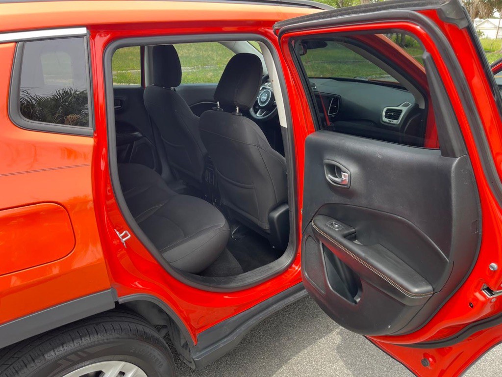 2019 Jeep Compass Image 20
