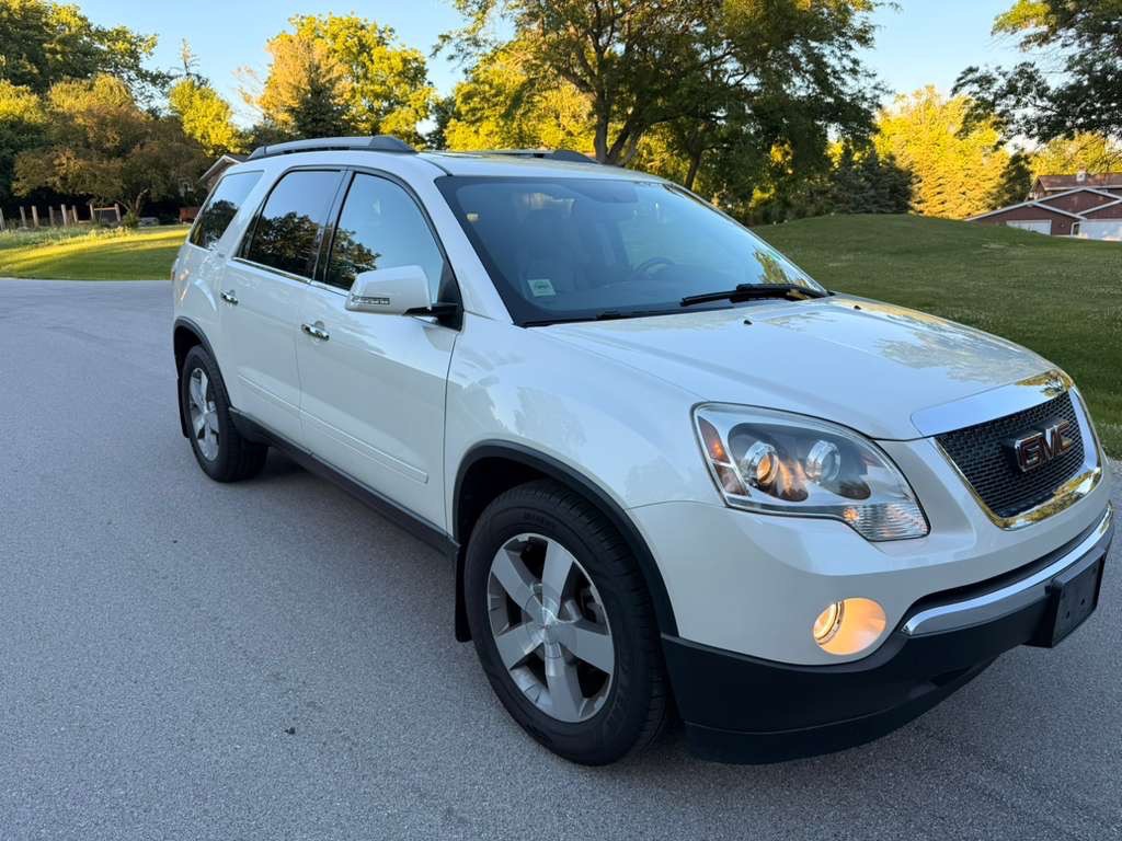 2011 GMC Acadia Image 6