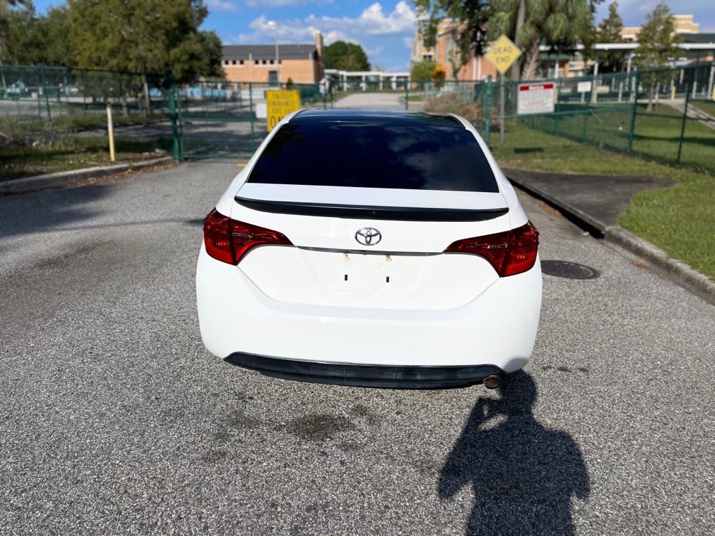 2017 Toyota Corolla Image 4
