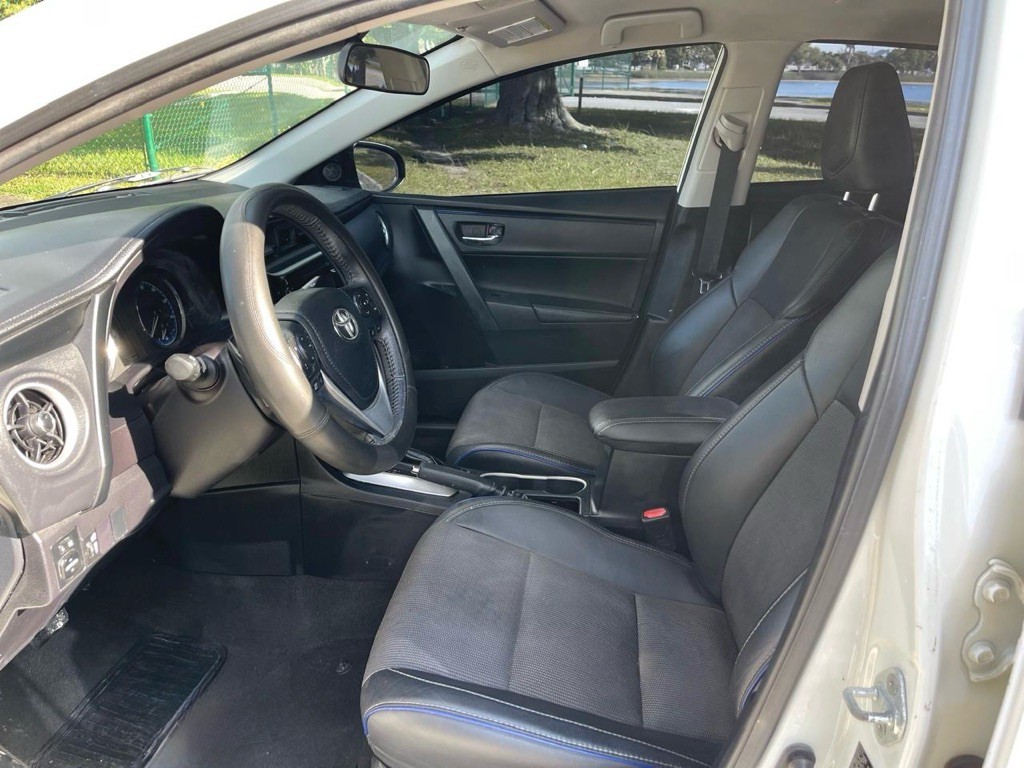 2017 Toyota Corolla Image 7