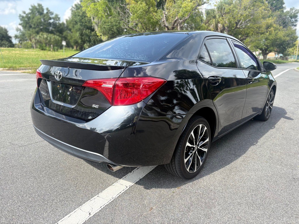 2017 Toyota Corolla Image 8