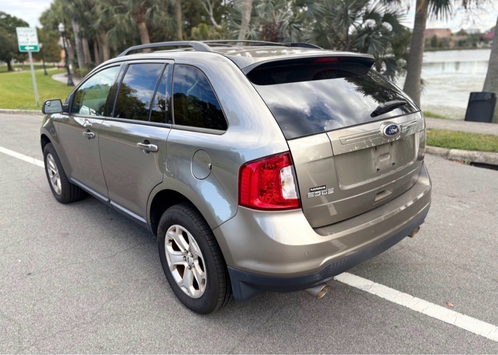 2013 Ford Edge Image 10