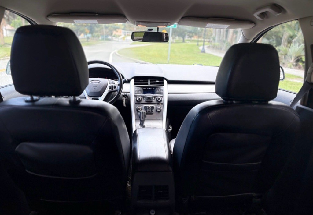 2013 Ford Edge Image 11