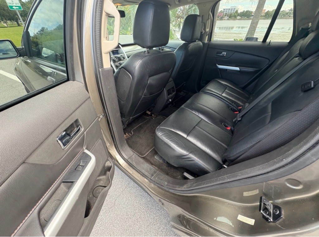 2013 Ford Edge Image 12