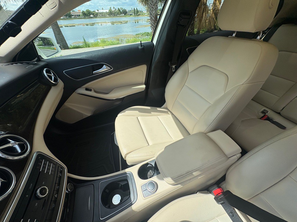 2016 Mercedes-Benz GLA-Class Image 10