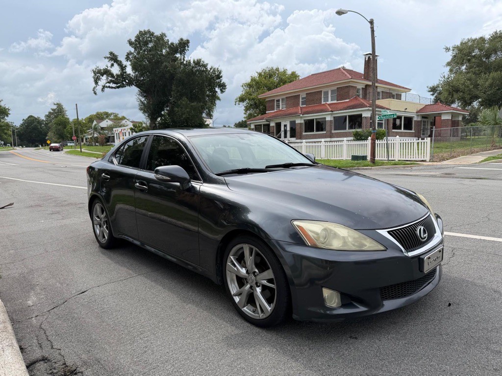 2009 Lexus IS Image 4