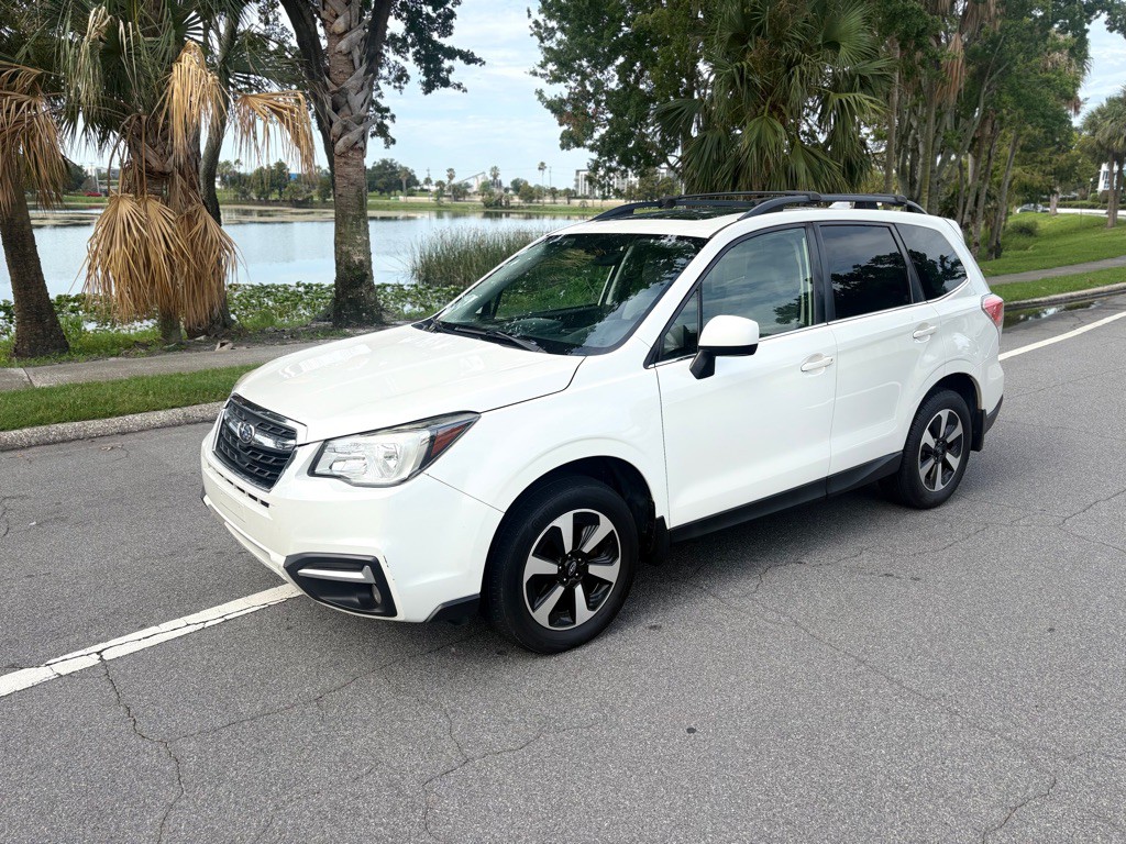 2017 Subaru Forester Image 2