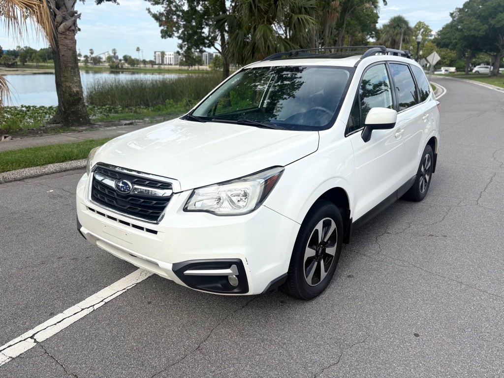 2017 Subaru Forester Image 3