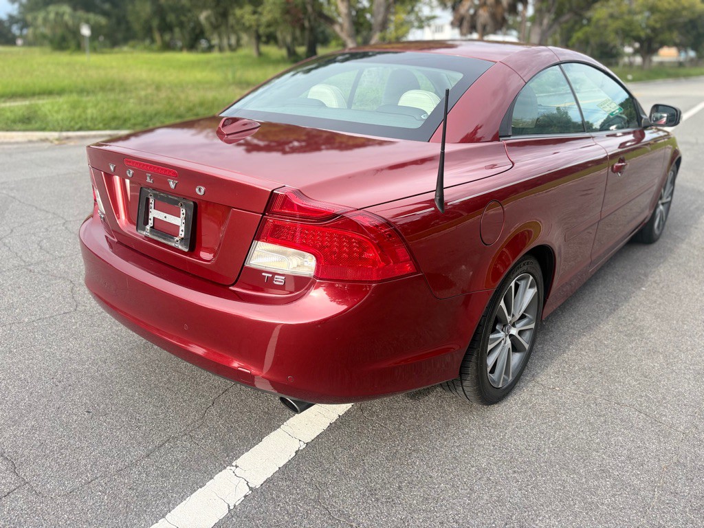 2012 Volvo C70 Image 15