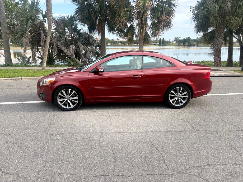 2012 Volvo C70 Image 22
