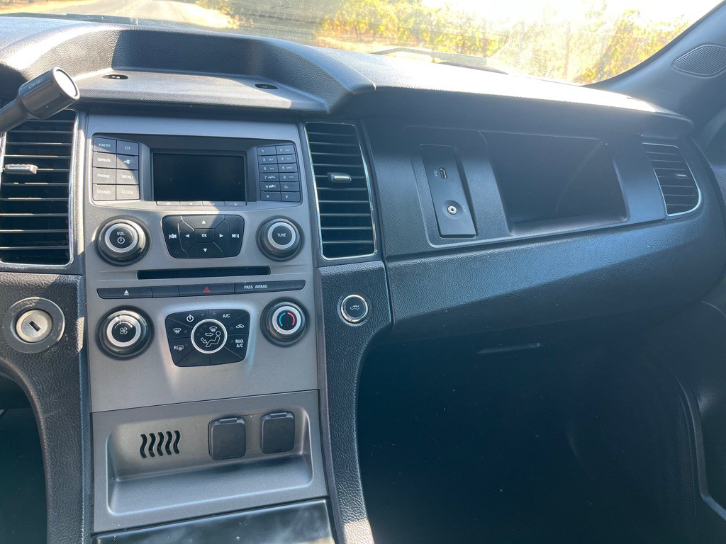 2018 Ford Taurus Image 15