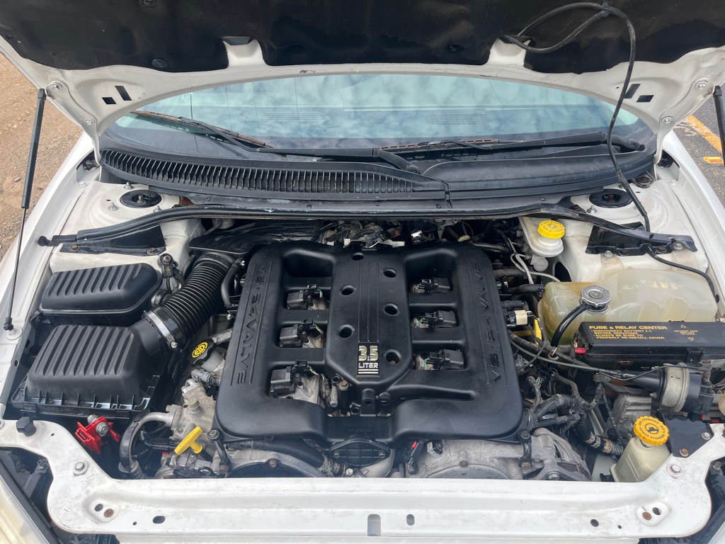 2002 Dodge Intrepid Image 6