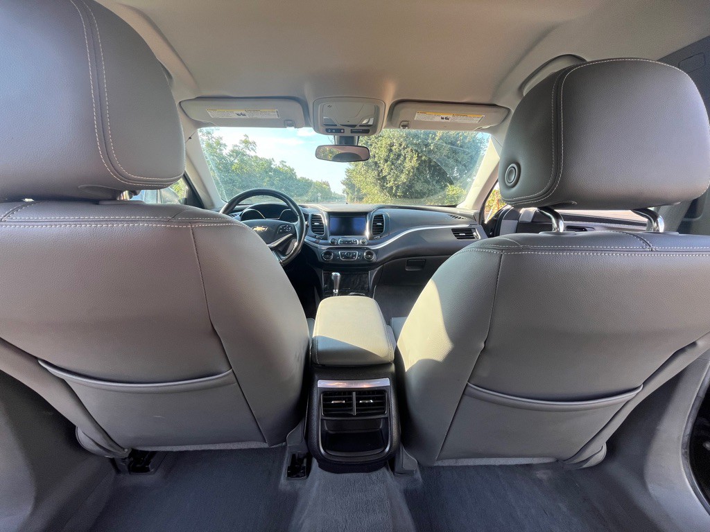 2015 Chevrolet Impala Image 13