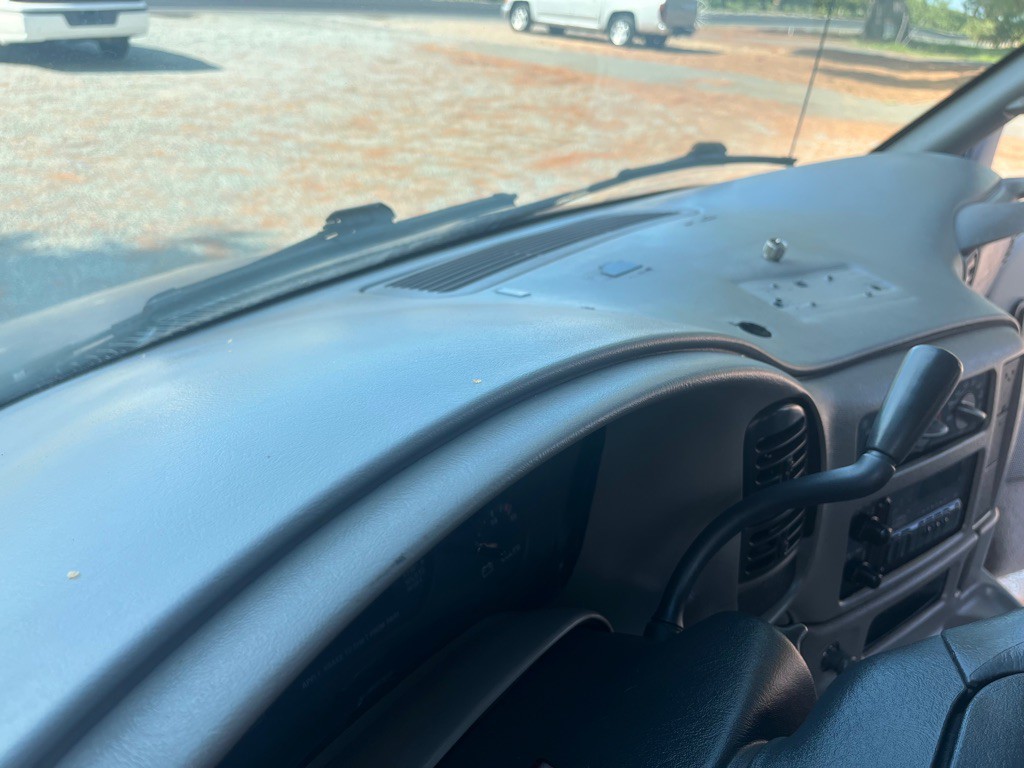 1997 Chevrolet Astro Image 21