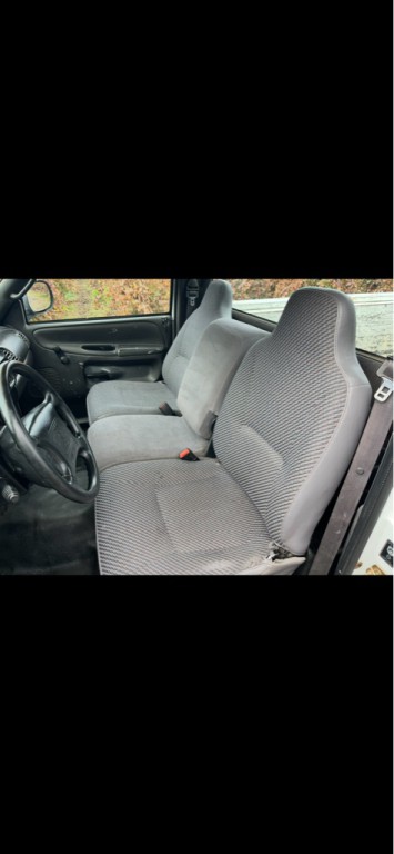 1999 Dodge Ram 1500 Image 13