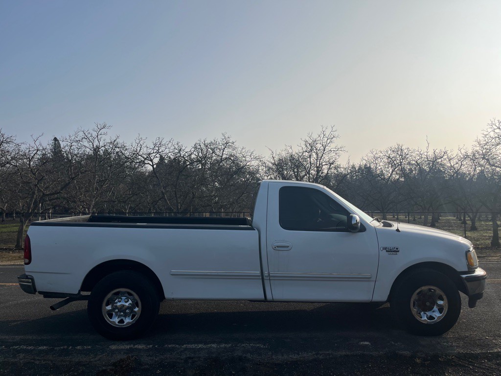 1998 Ford F-250 Image 3