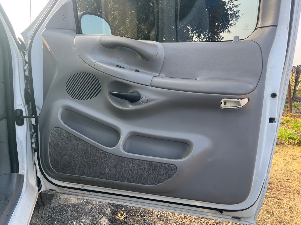 1998 Ford F-250 Image 12