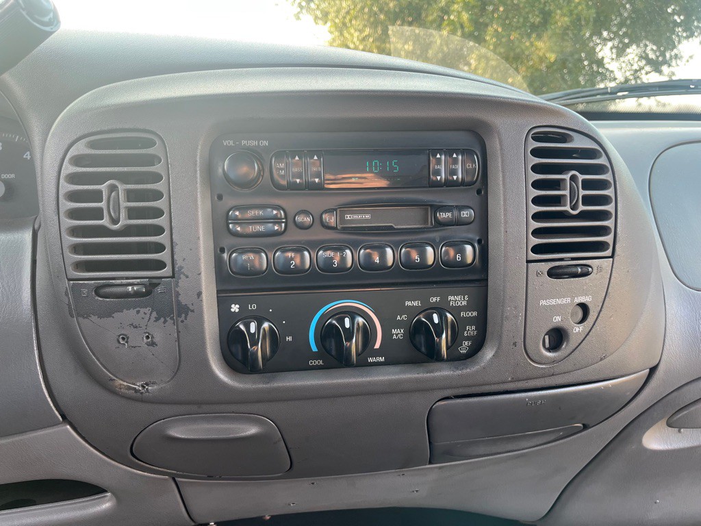 1998 Ford F-250 Image 17