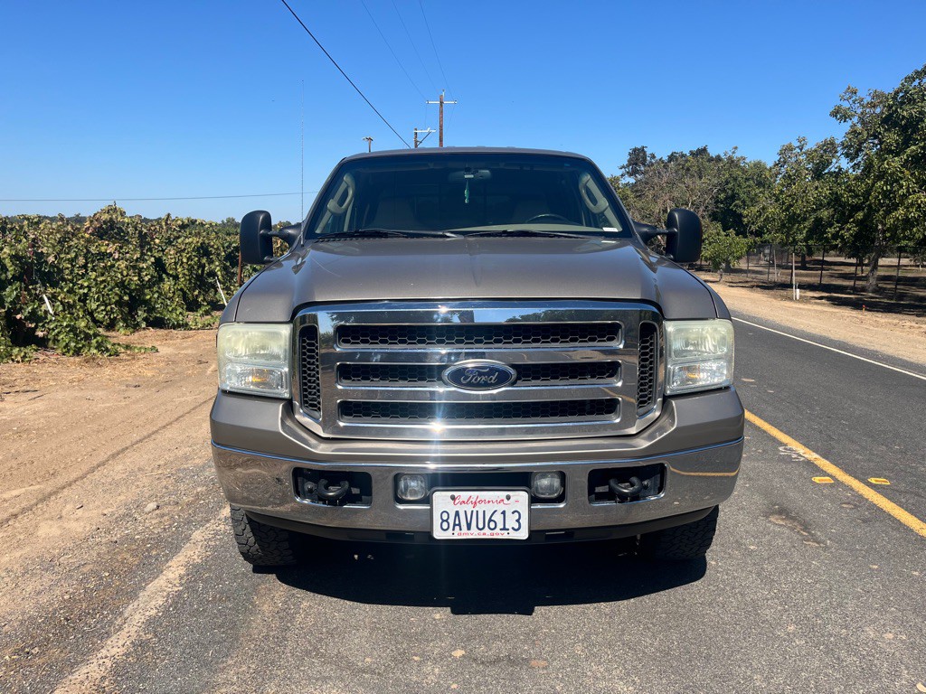 2005 Ford F-250 Image 3