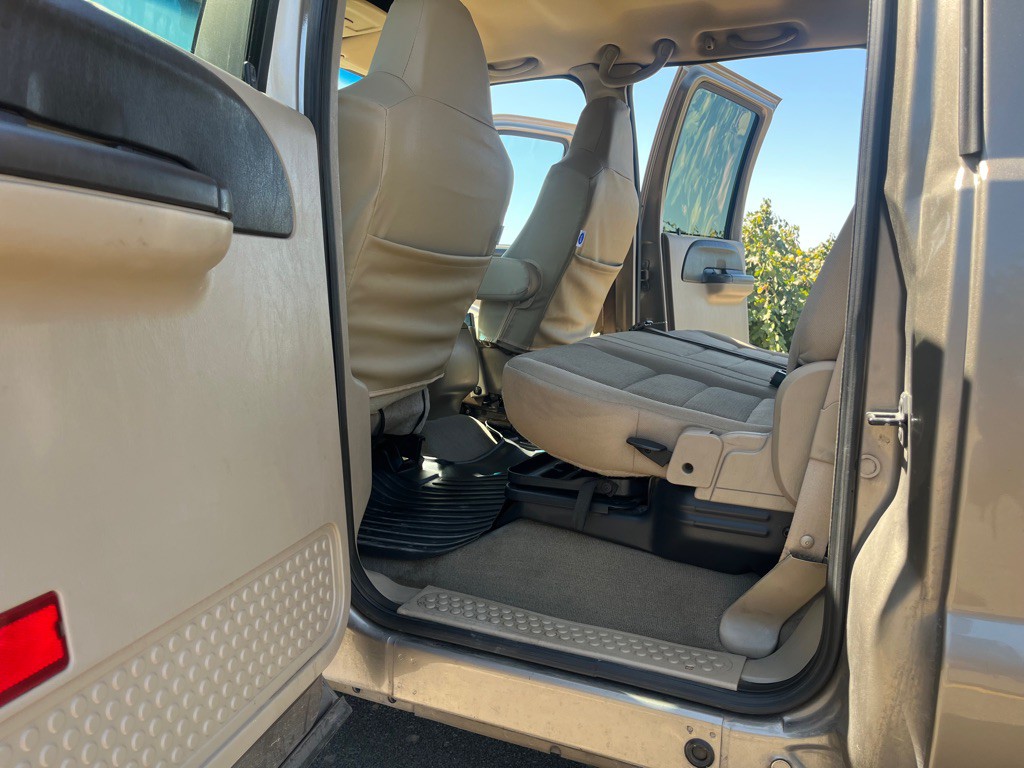 2005 Ford F-250 Image 18