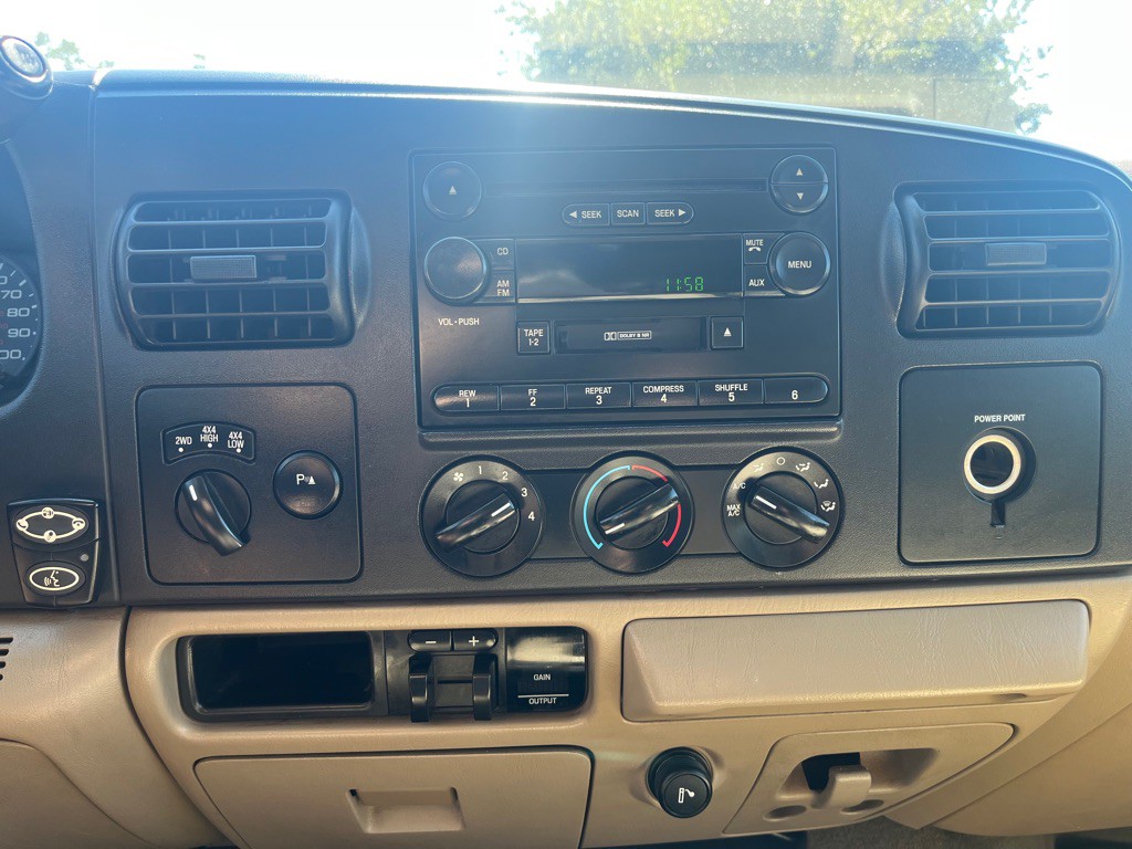 2005 Ford F-250 Image 24